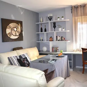 Cozy & Free Parking Siviglia