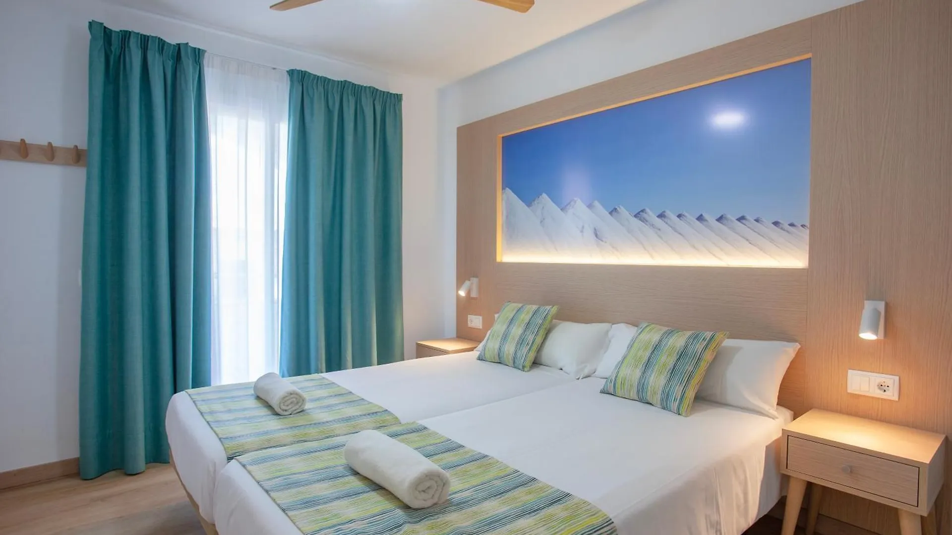 Appartement Apartaments Edificio Puerto Colonia de Sant Jordi Spanje