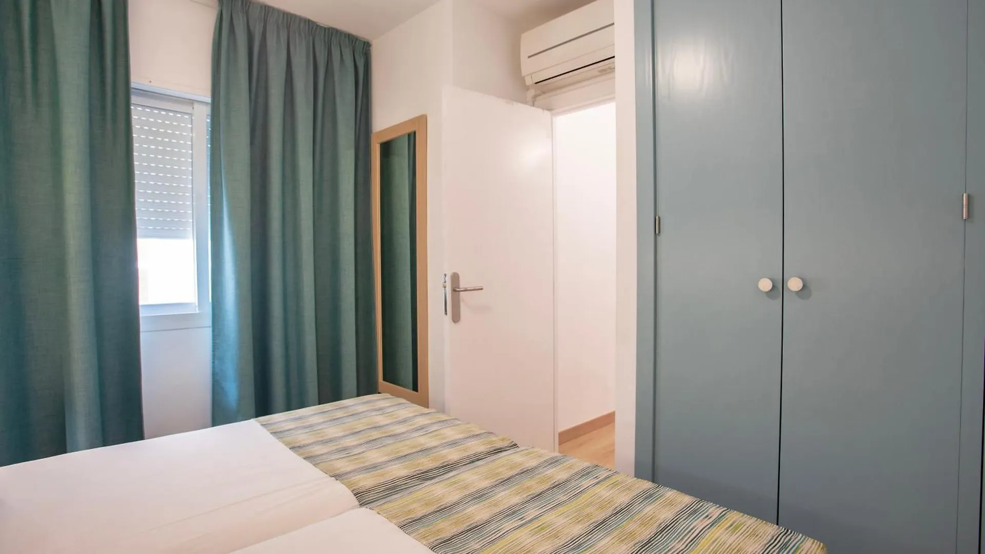 Apartaments Edificio Puerto Colonia de Sant Jordi 0*,